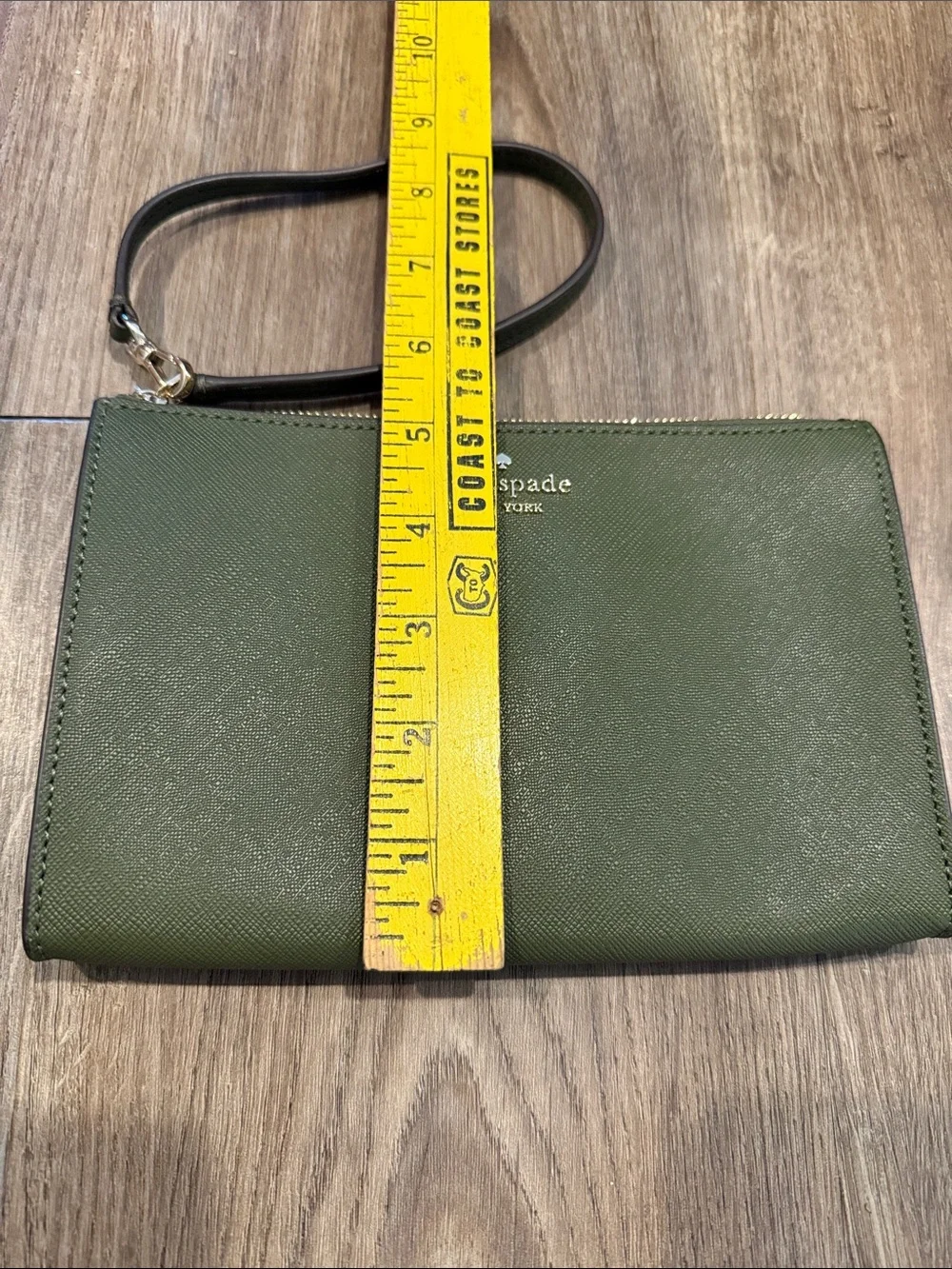 Kate Spade New York Leather Wristlet in Olive Green